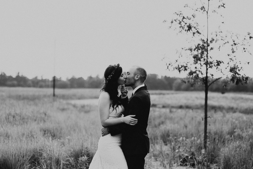 cleveland-wedding-photgrapher-columbus-wedding-photography-scioto-grove-wedding